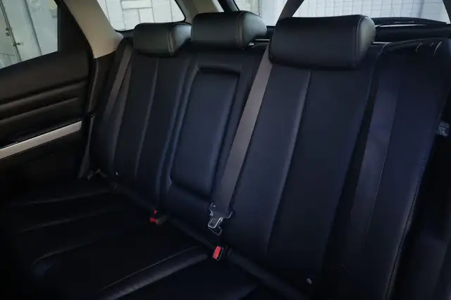 Mazda CX-7 view 4