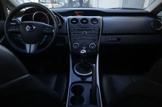 Mazda CX-7 view 2