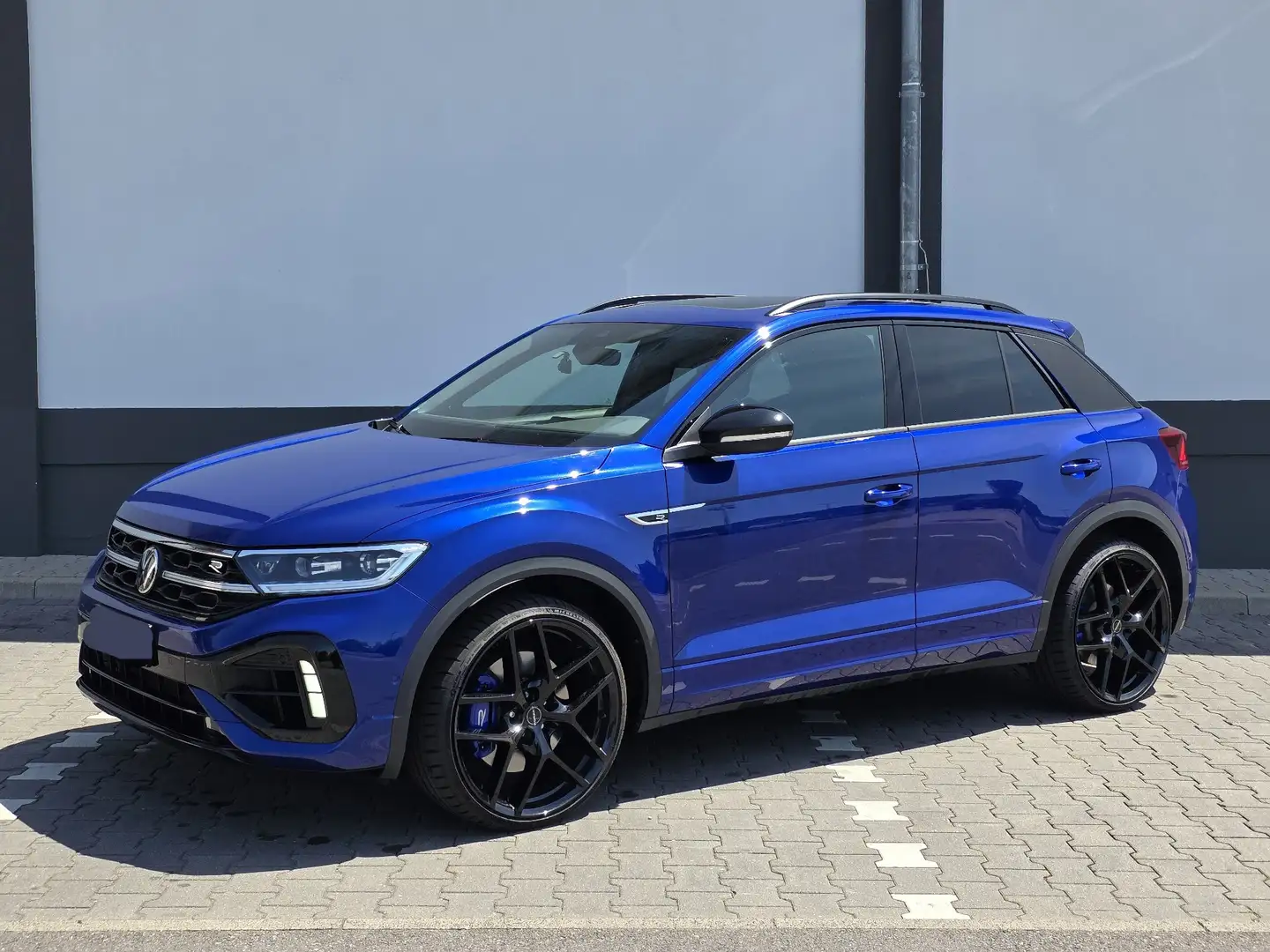 Volkswagen T-Roc R DSG AKRA+PANO+BEATS Blau - 1
