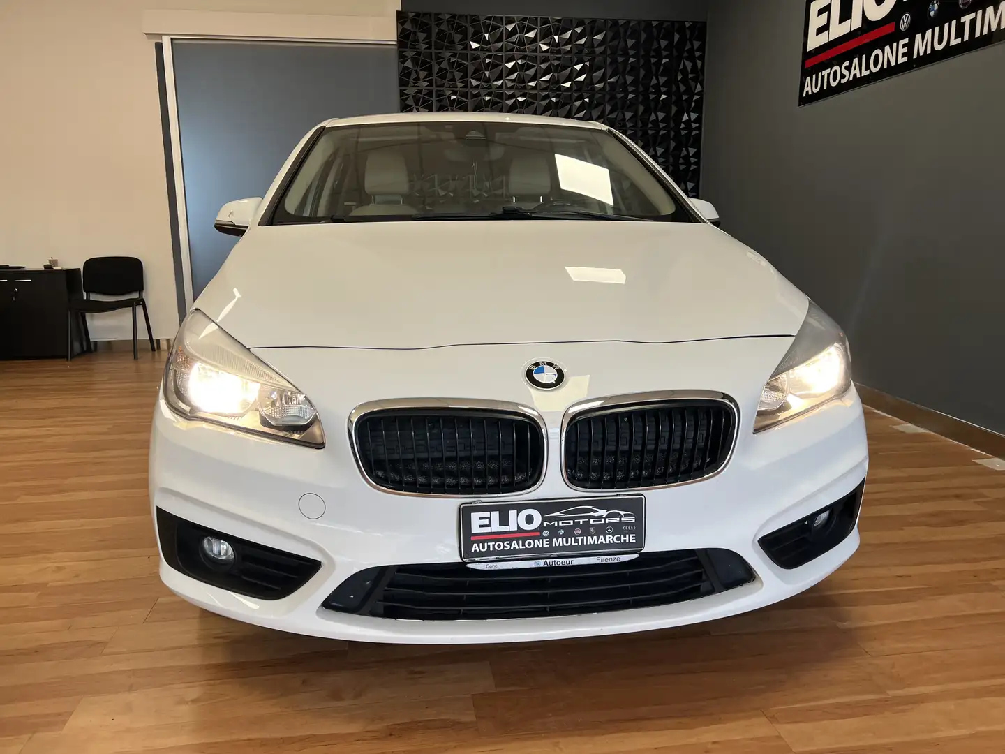 BMW 216 216d Active Tourer Luxury auto - 2