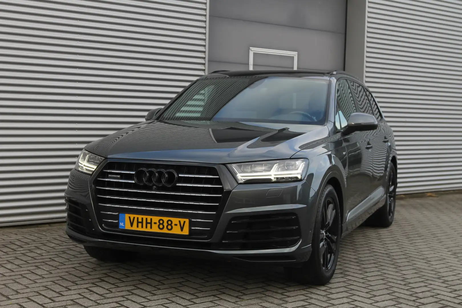Audi Q7 3.0 TDI quattro Pro Line + I Aut. I Grijs Kenteken Grijs - 2