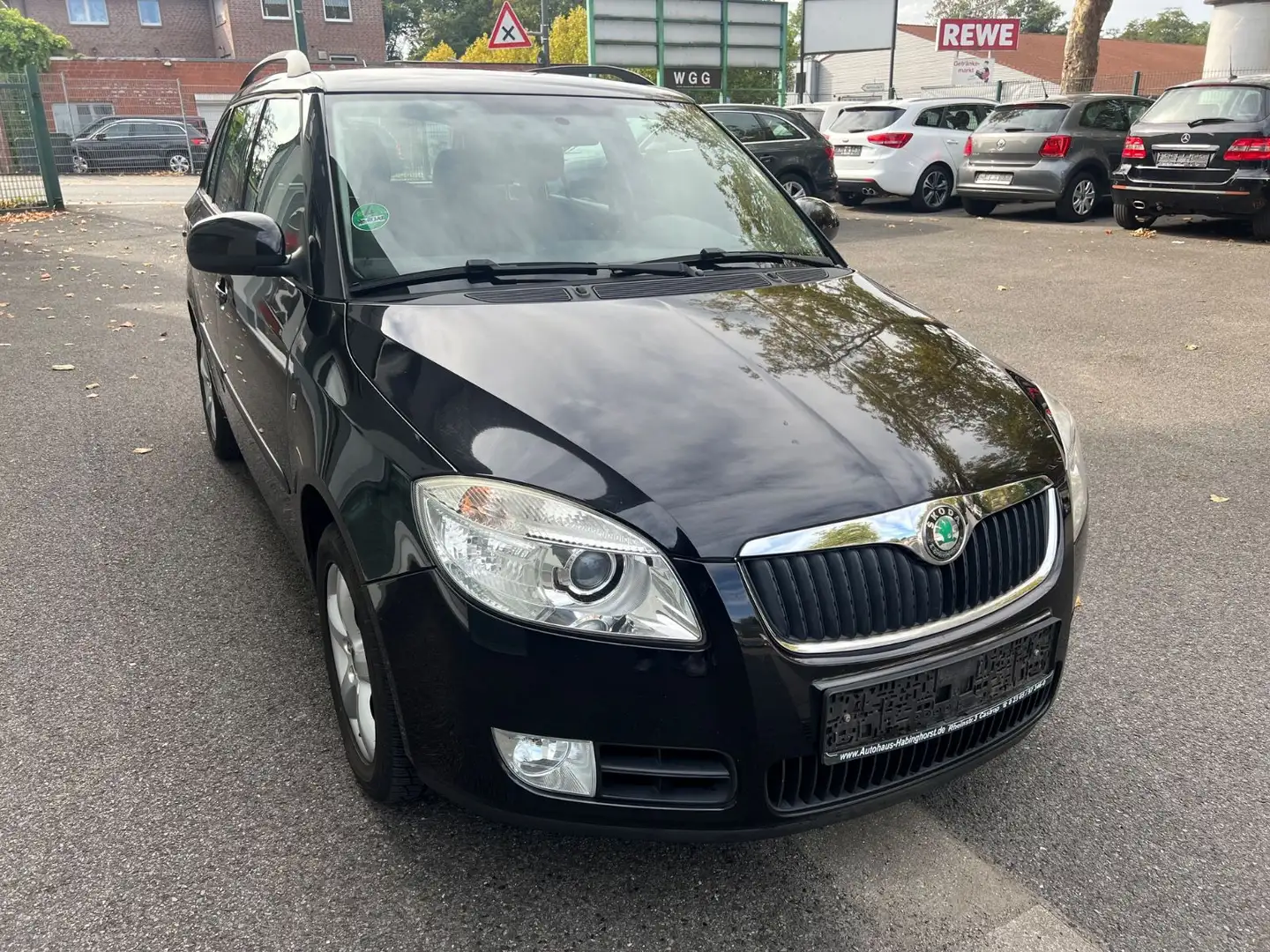 Skoda Fabia Combi 1.6 Style "Klimaaut."SHZ"PDC"AHK"2HD Schwarz - 1