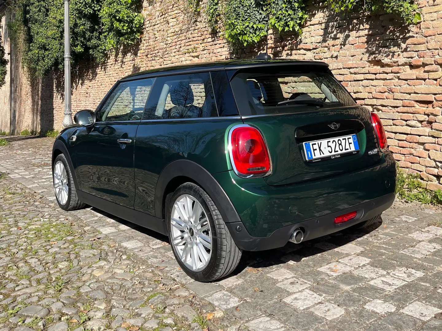 MINI Cooper Mini IV F55-F56 2014 1.5 Hype 3p auto Verde - 2