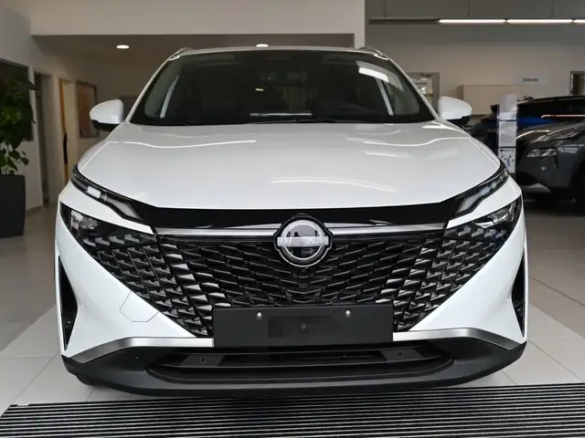 Nissan Qashqai view 5