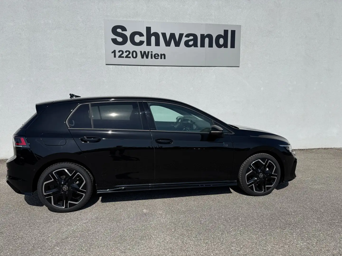 Volkswagen Golf Sport TDI DSG Schwarz - 1