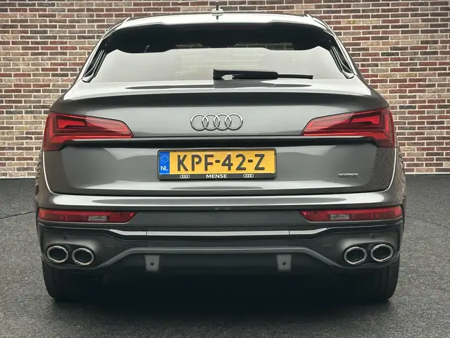 Audi Q5 view 7