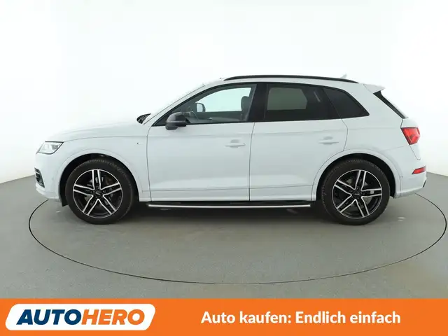 Audi Q5 view 3