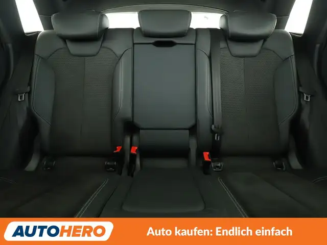 Audi Q5 view 15