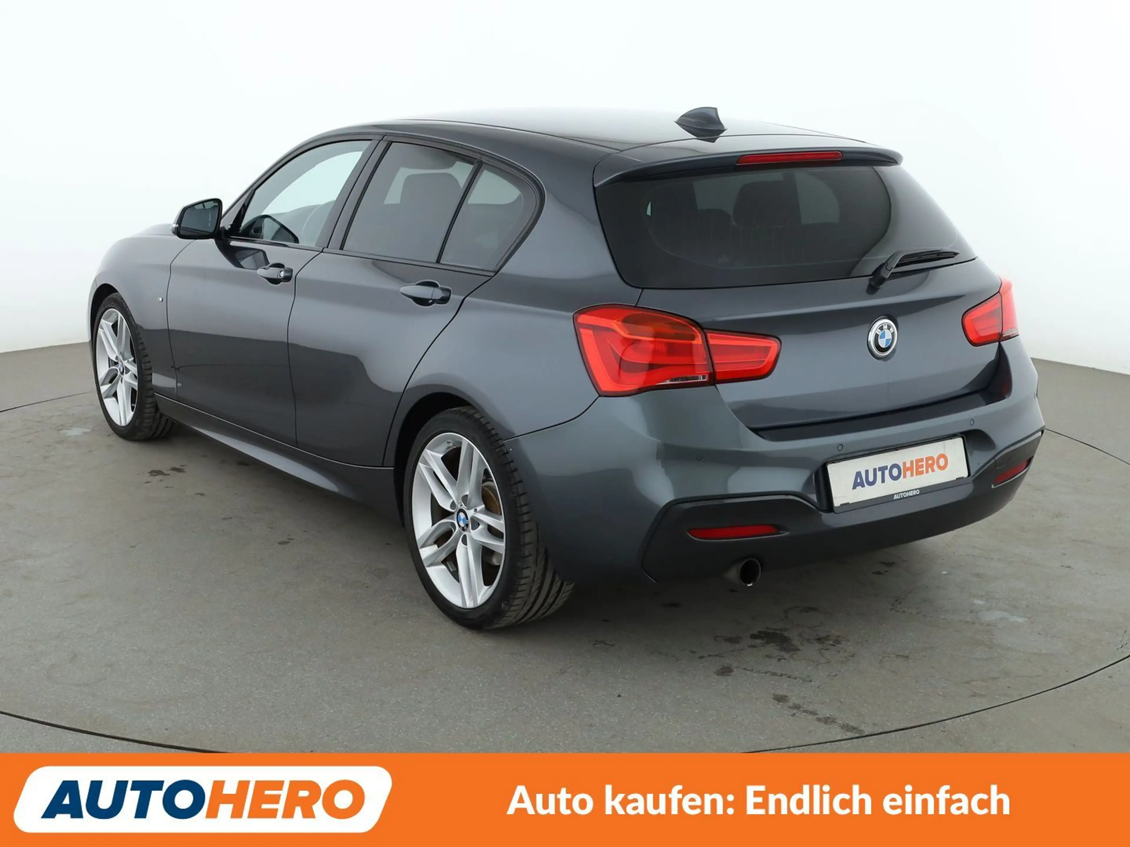 BMW 118 118i M Sport Aut.*NAVI*LED*TEMPO*PDC*SHZ* — photo 4