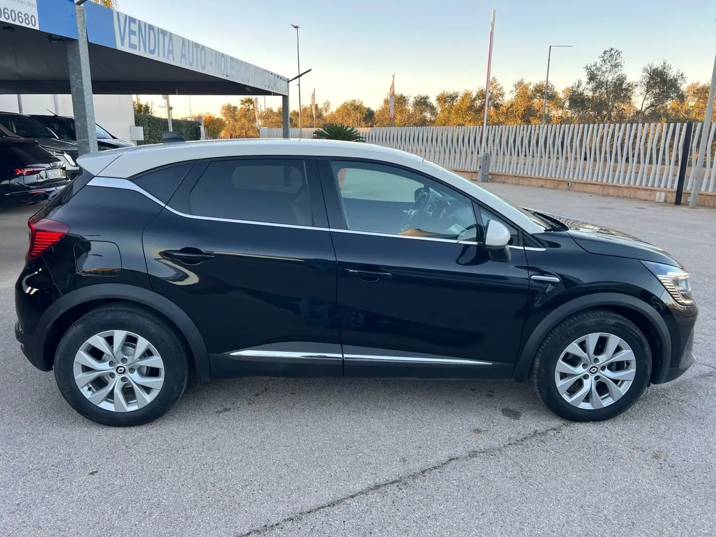 Renault Captur Renault Captur TCe 100 CV GPL Nero - 2