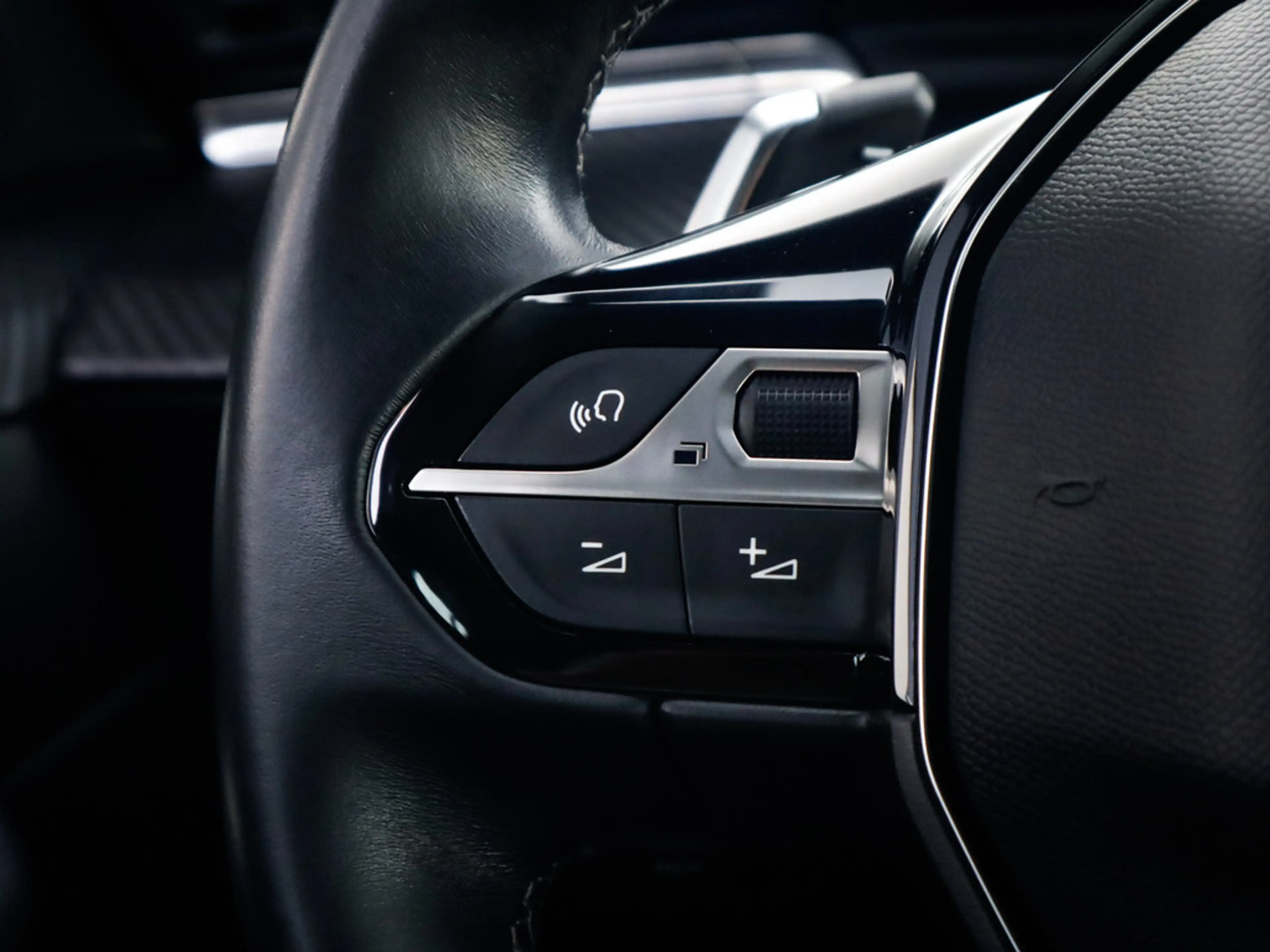 Peugeot 508 SW 1.2 PureTech Active Pack Business 2e-Eig. & Keu — photo 11