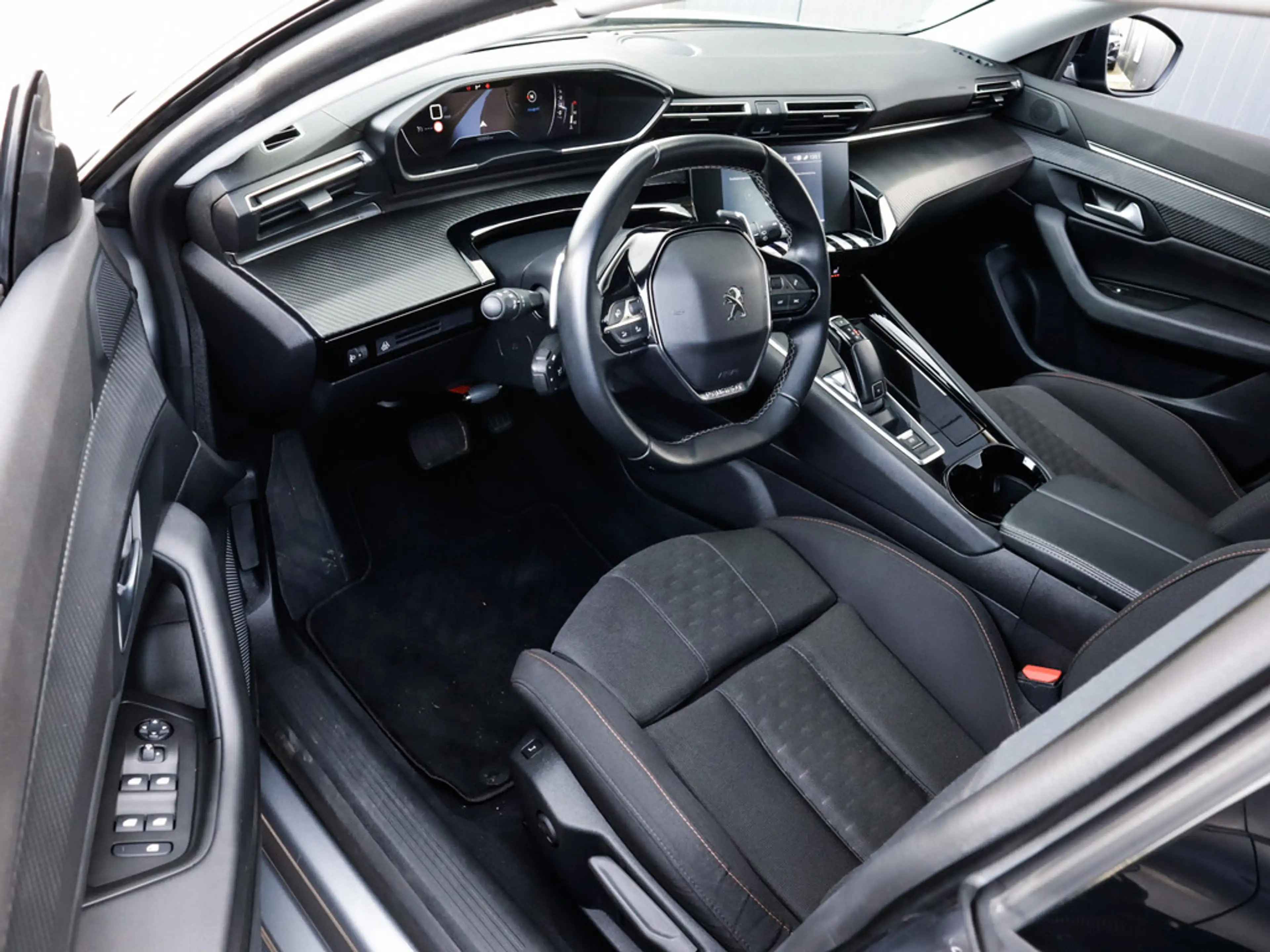 Peugeot 508 SW 1.2 PureTech Active Pack Business 2e-Eig. & Keu — photo 3