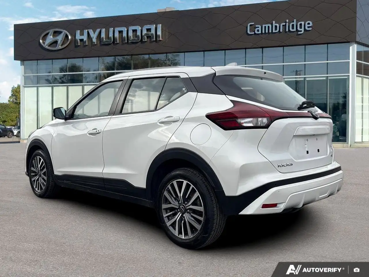 Nissan Kicks снимка Nissan Kicks