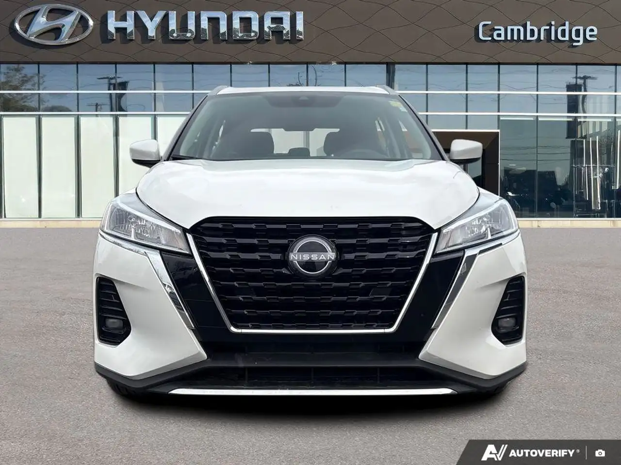Nissan Kicks снимка Nissan Kicks