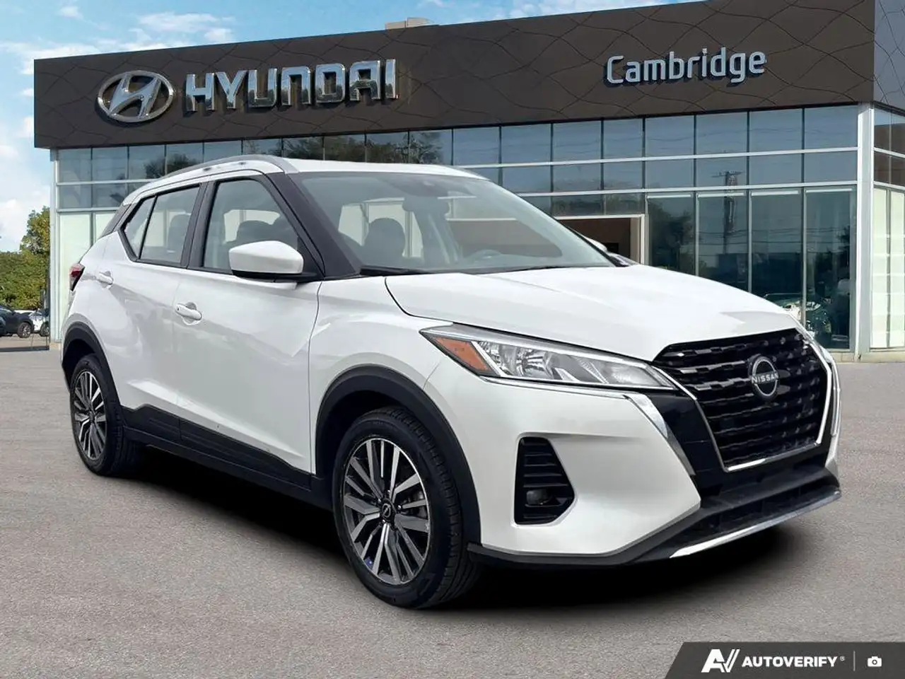 Nissan Kicks снимка Nissan Kicks