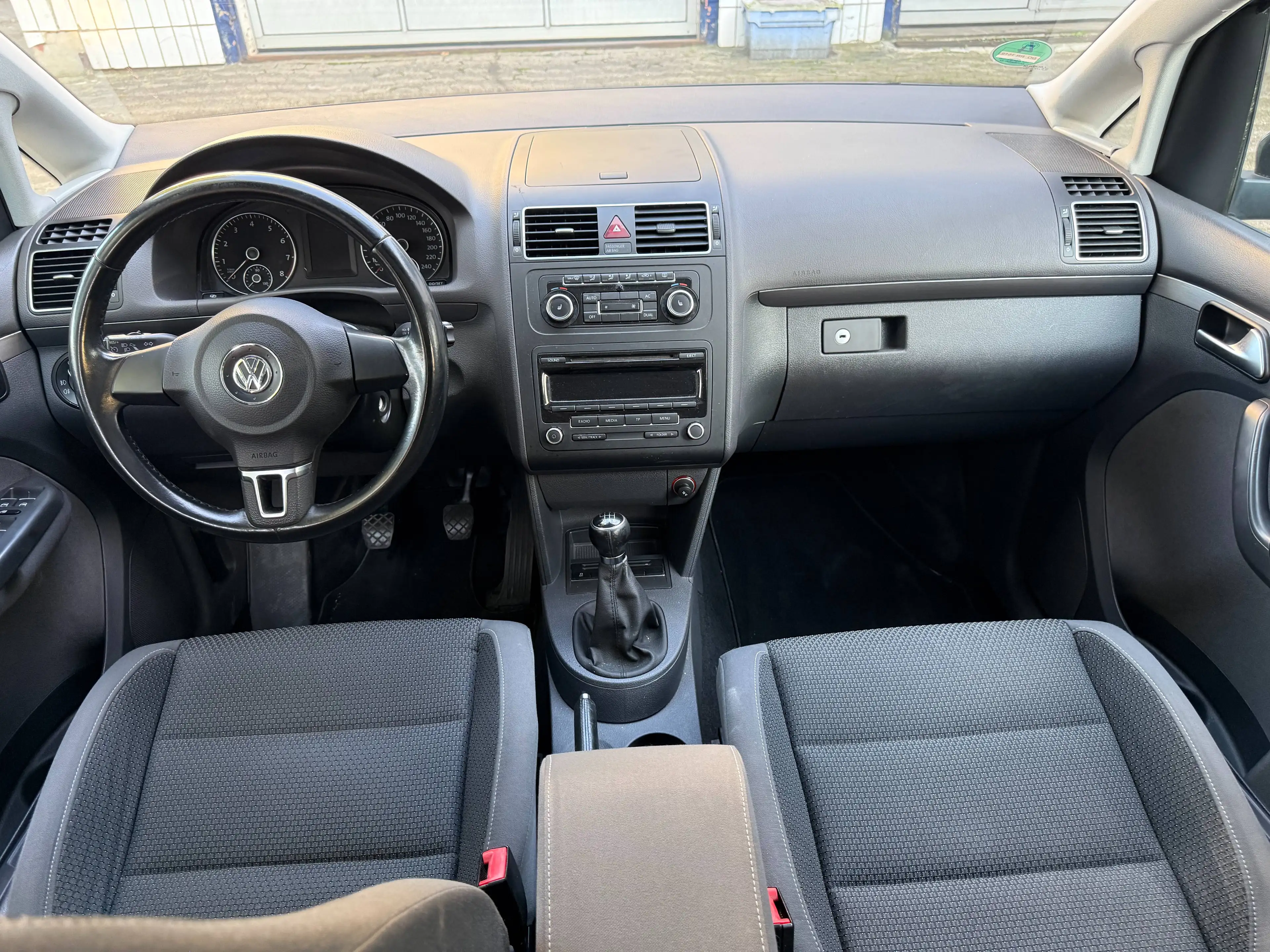 Volkswagen Touran Touran 1.4 TSI DSG Comfortline.Tuv Neu.Panorama — photo 10