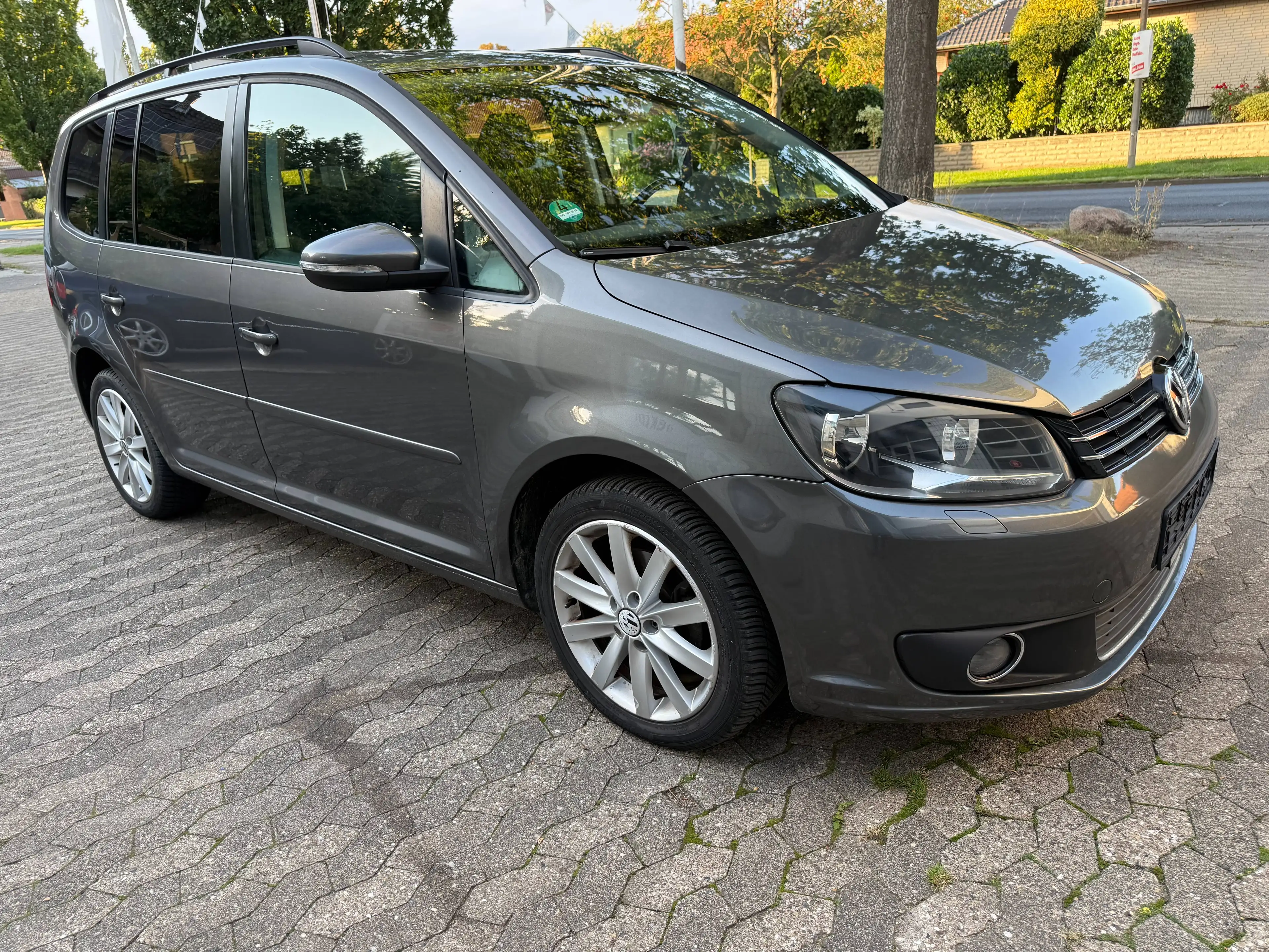 Volkswagen Touran Touran 1.4 TSI DSG Comfortline.Tuv Neu.Panorama
