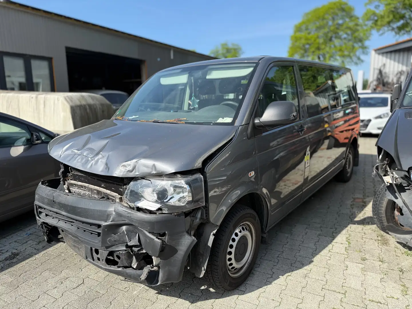Volkswagen T5 Multivan Caravelle Trendline lang Grijs - 1