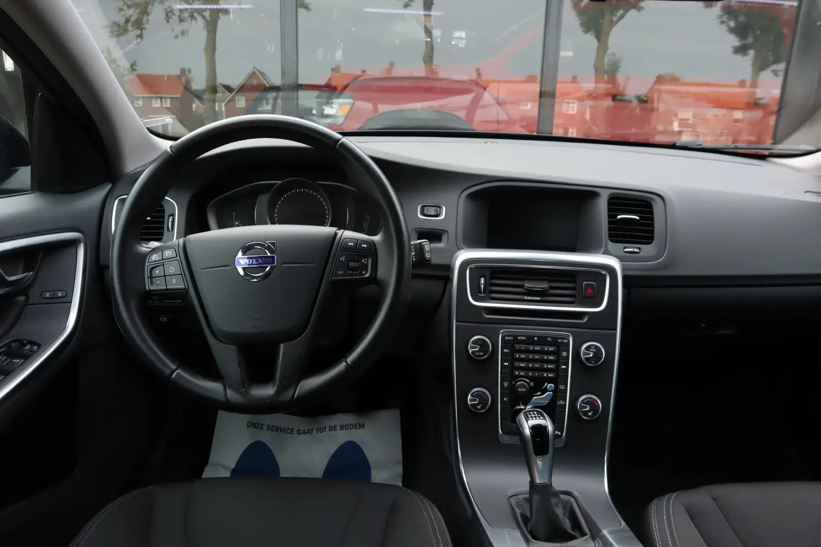Volvo V60 Kinetic | Stoelverwarming | Lichtmetalen velgen | Blauw - 2