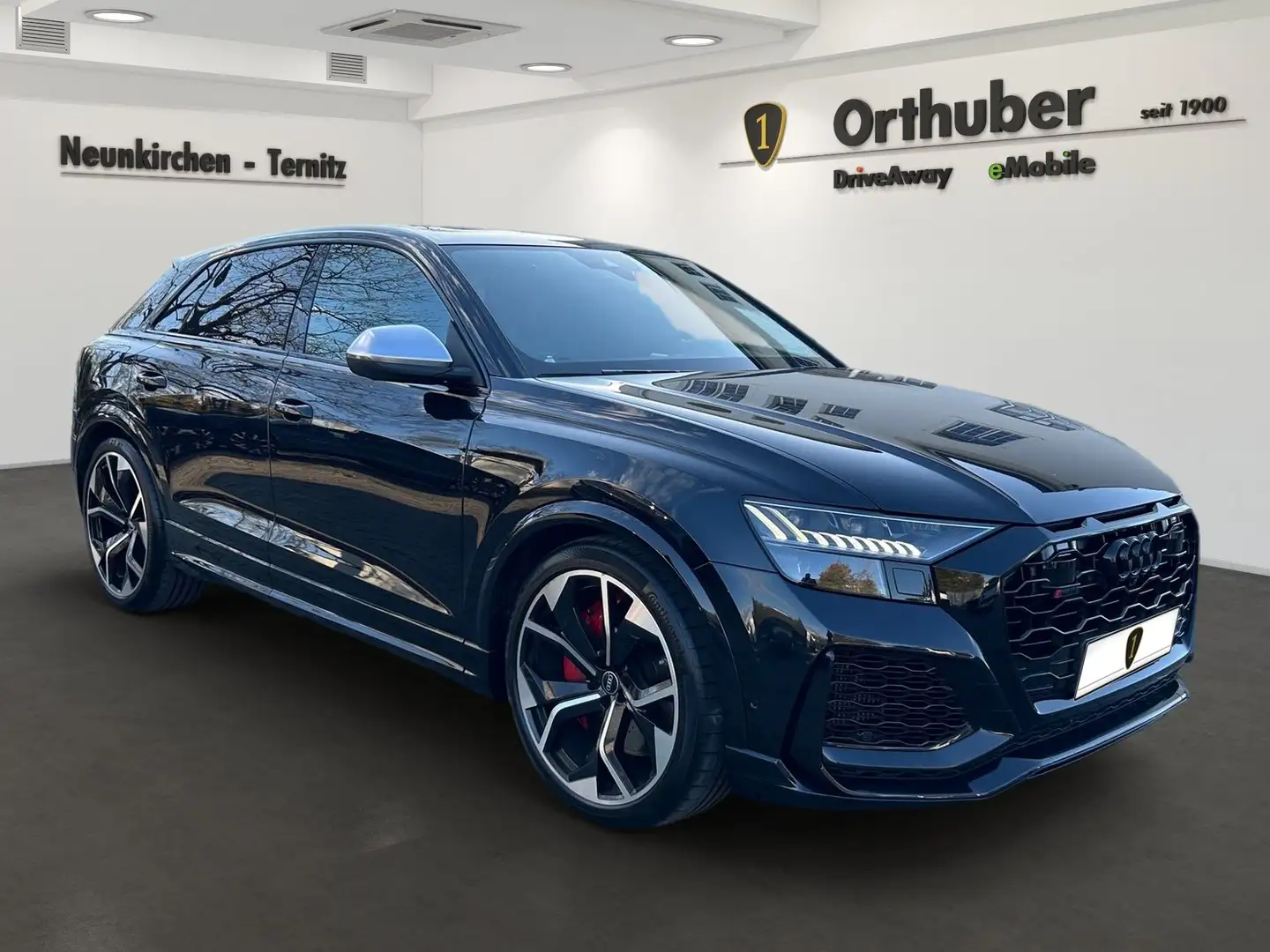 Audi RS Q8 Audi RS Q8 Schwarz - 2