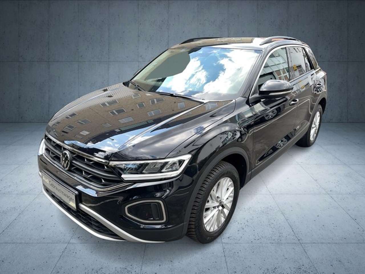 Volkswagen T-Roc 2024 — Life 1.0 TSI LED Navi Sitzheizung Einparkhilfe