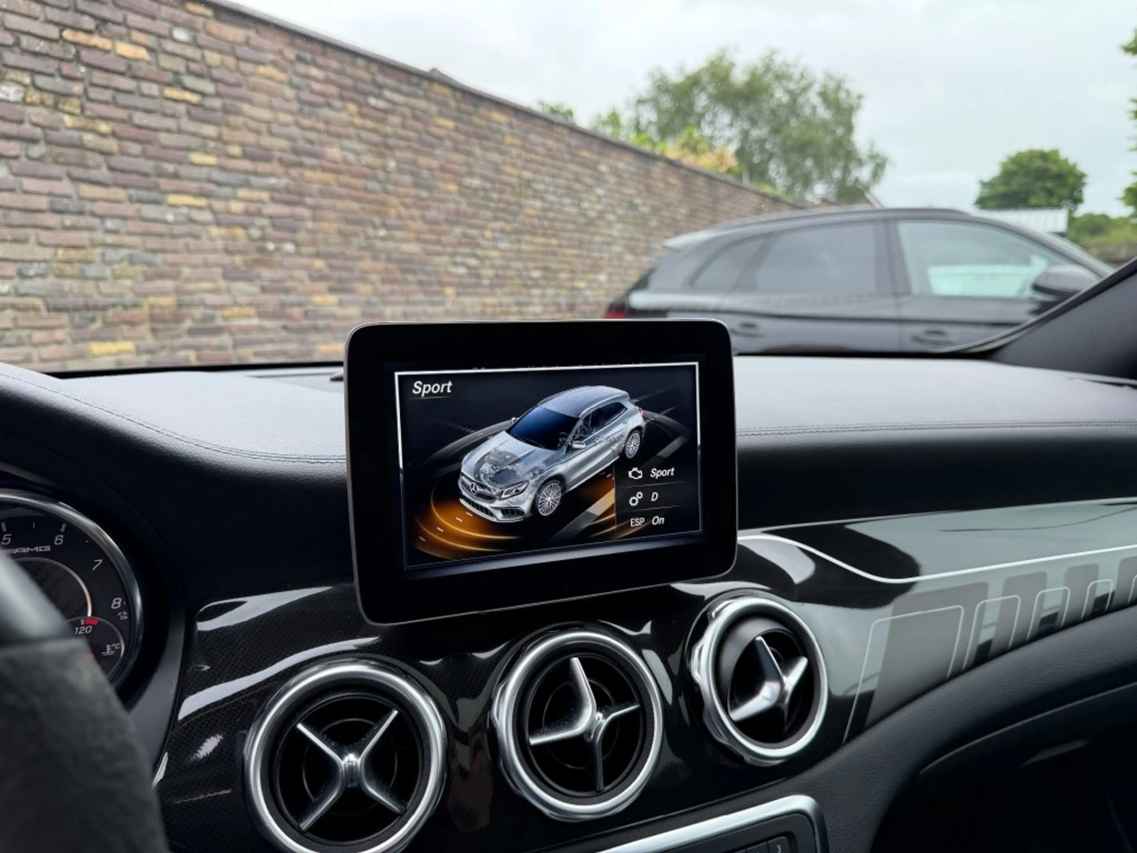 Mercedes-Benz GLA 45 AMG 45 AMG 4 Matic 381 PK Pano Leer Keyless H&K — photo 47
