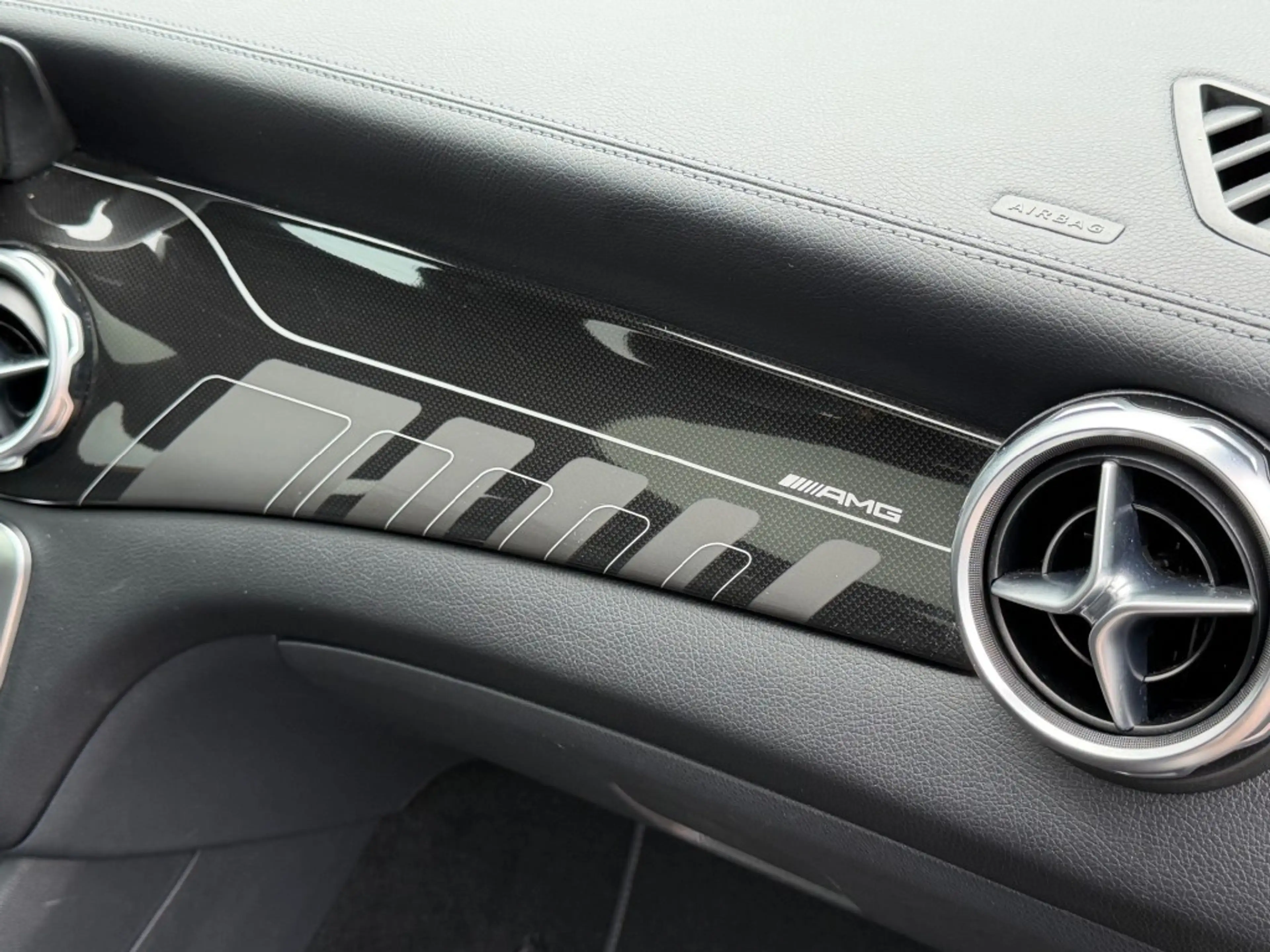 Mercedes-Benz GLA 45 AMG 45 AMG 4 Matic 381 PK Pano Leer Keyless H&K — photo 27