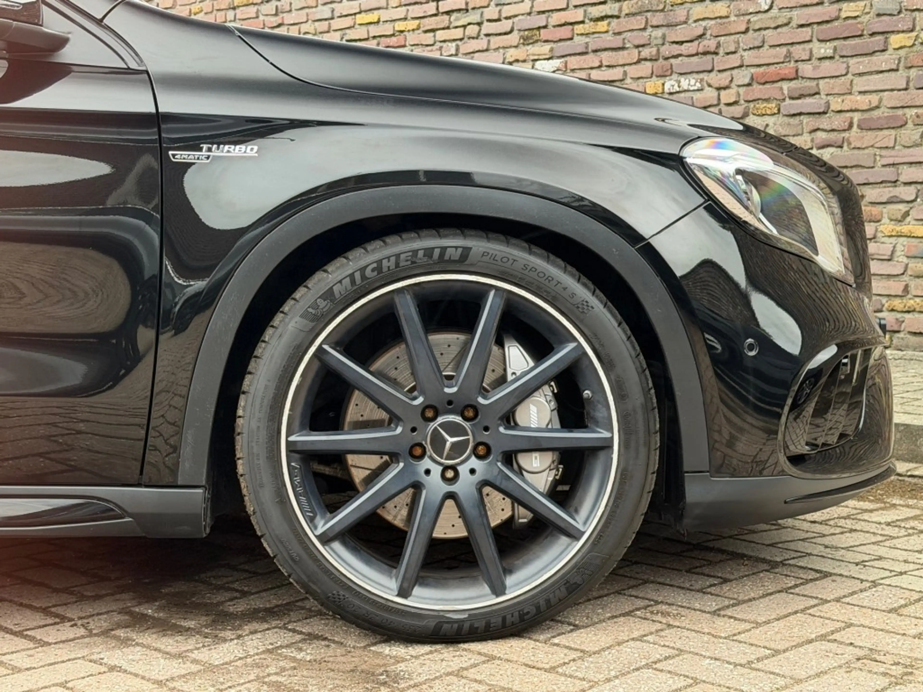 Mercedes-Benz GLA 45 AMG 45 AMG 4 Matic 381 PK Pano Leer Keyless H&K — photo 12