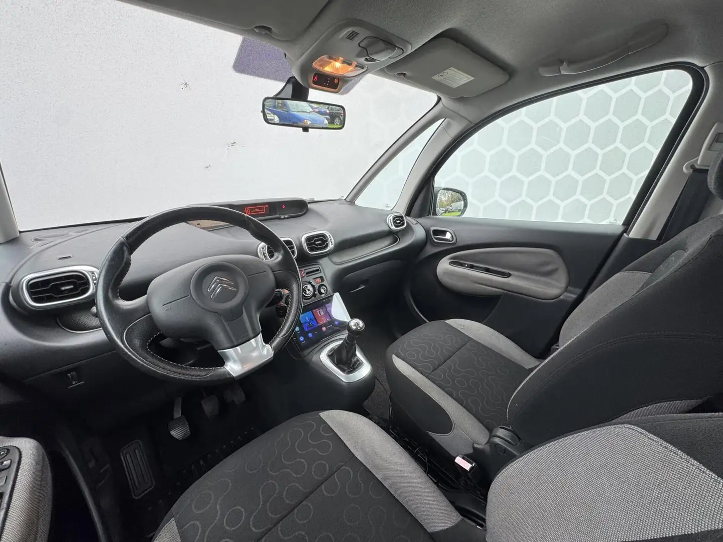 Citroen C3 Picasso 1.4 VTi Exclusive Trekhaak Carplay Schwarz - 2