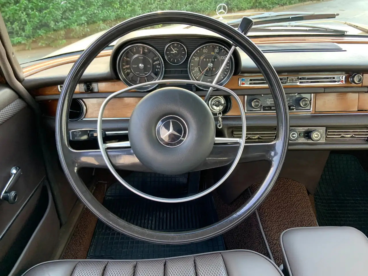 Mercedes-Benz 280 SEL, foto 10