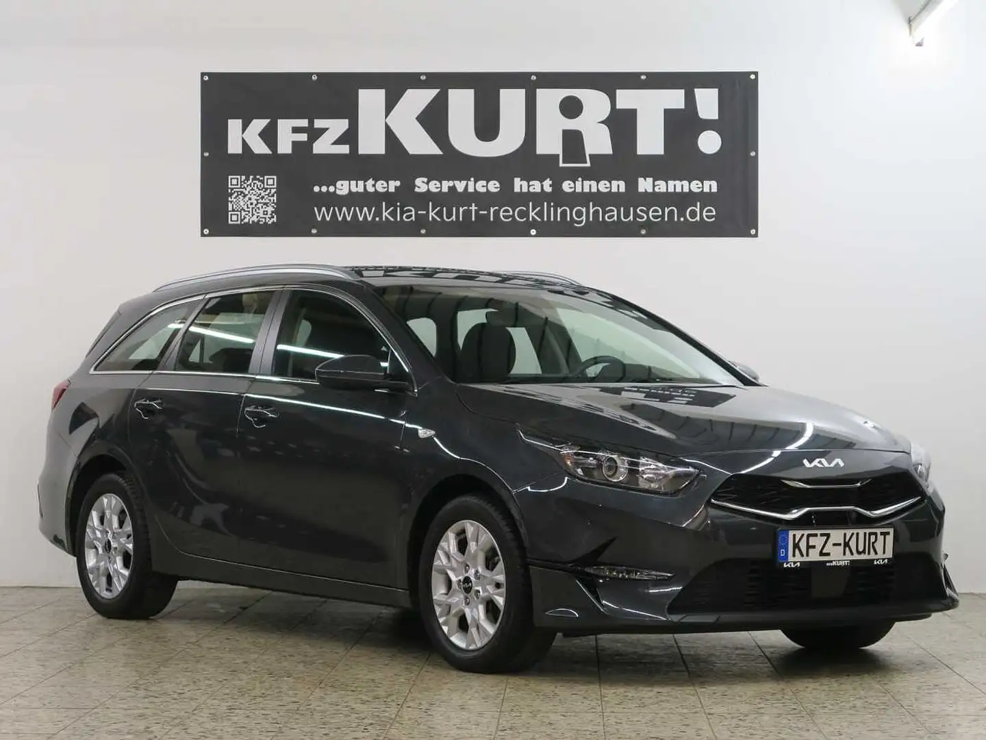 Kia Ceed Sportswagon 1.5 T-GDI ISG DCT7 OPF Vision Grau - 1