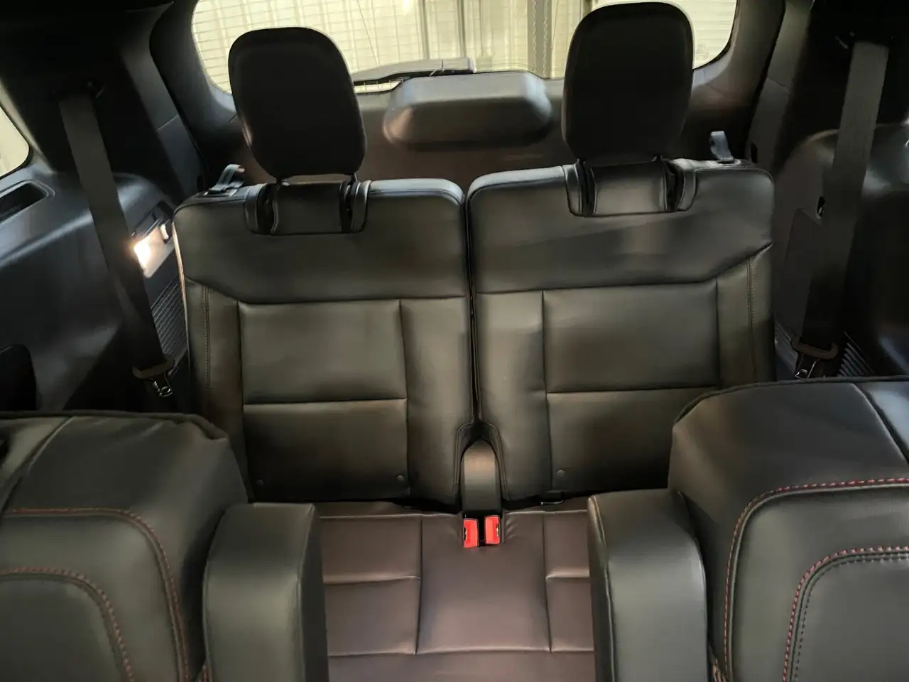 Ford Explorer photo Ford Explorer