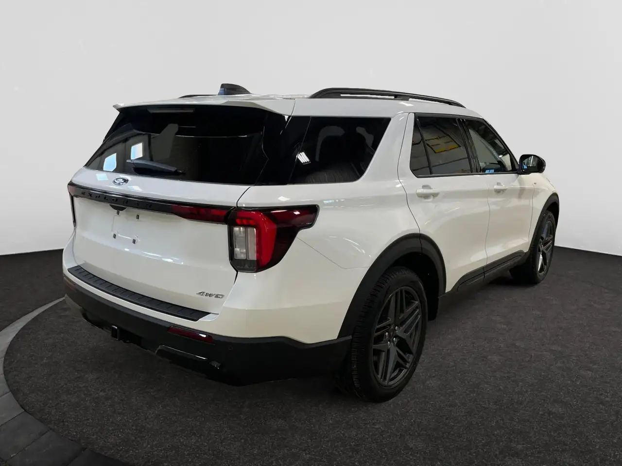 Ford Explorer photo Ford Explorer