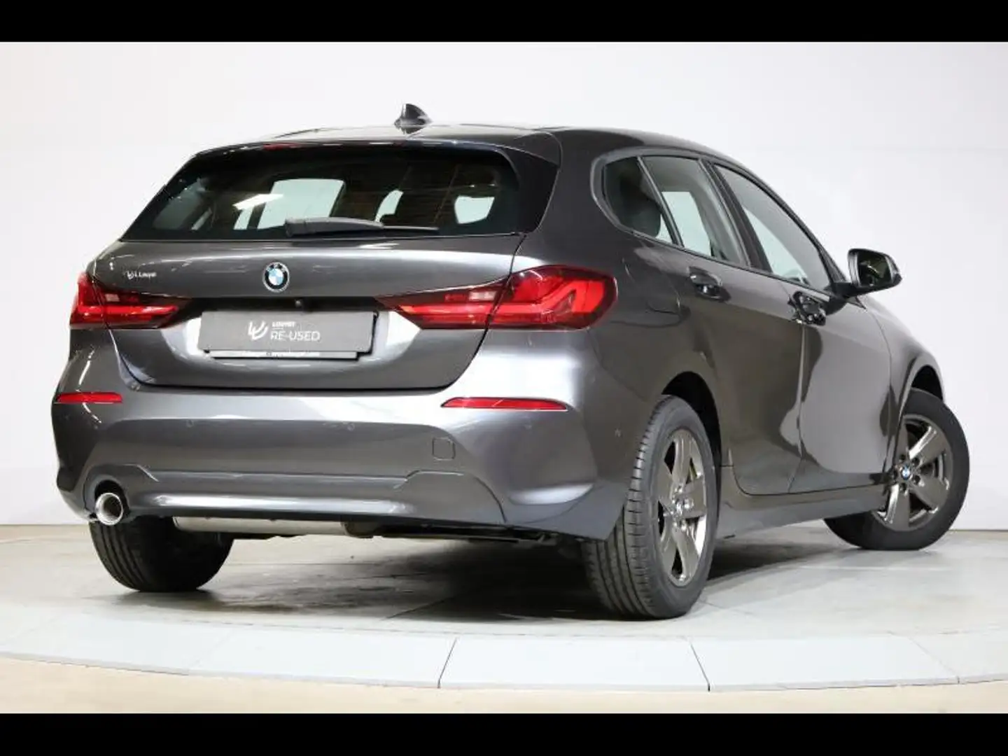 BMW 116 d Hatch Grijs - 2