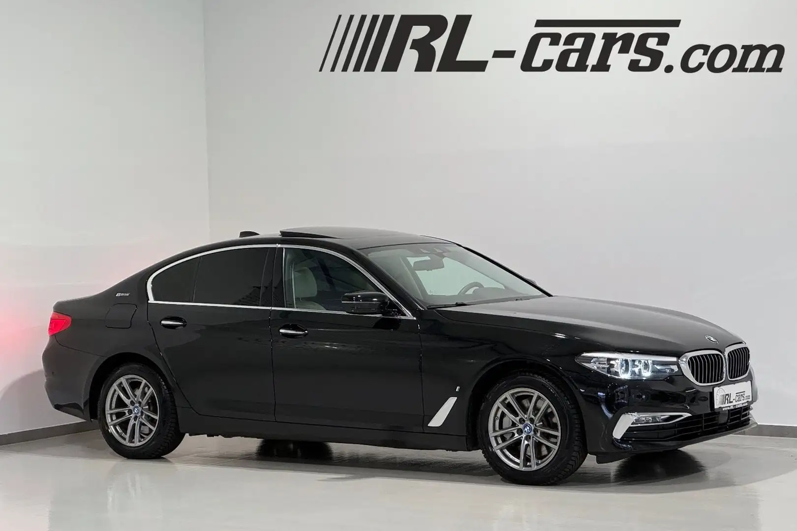 BMW 530 e G30 Luxury Line/NaviPRO/Schiebedach/360*Grad/ACC Schwarz - 1