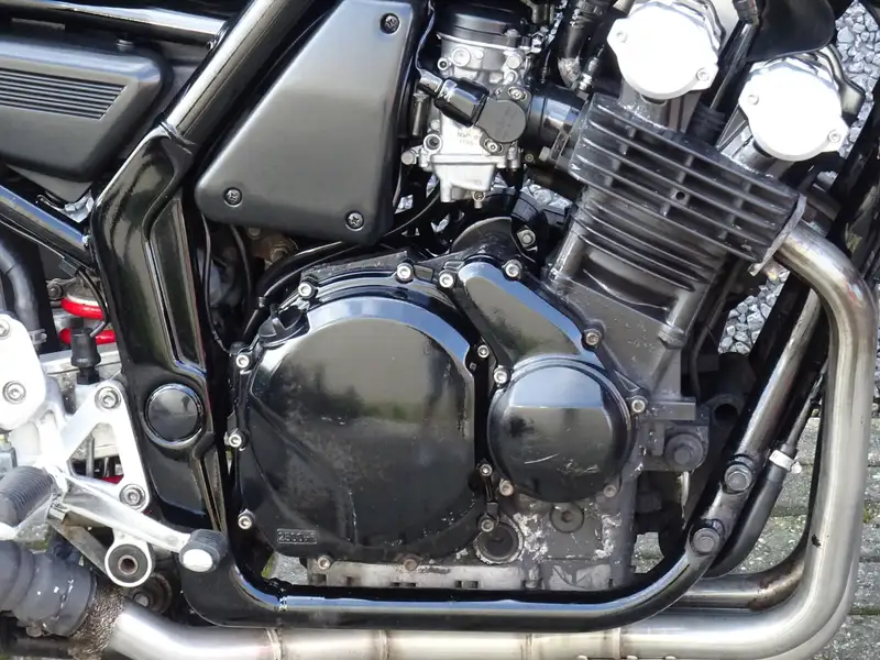 Yamaha Fazer 600 - foto 4