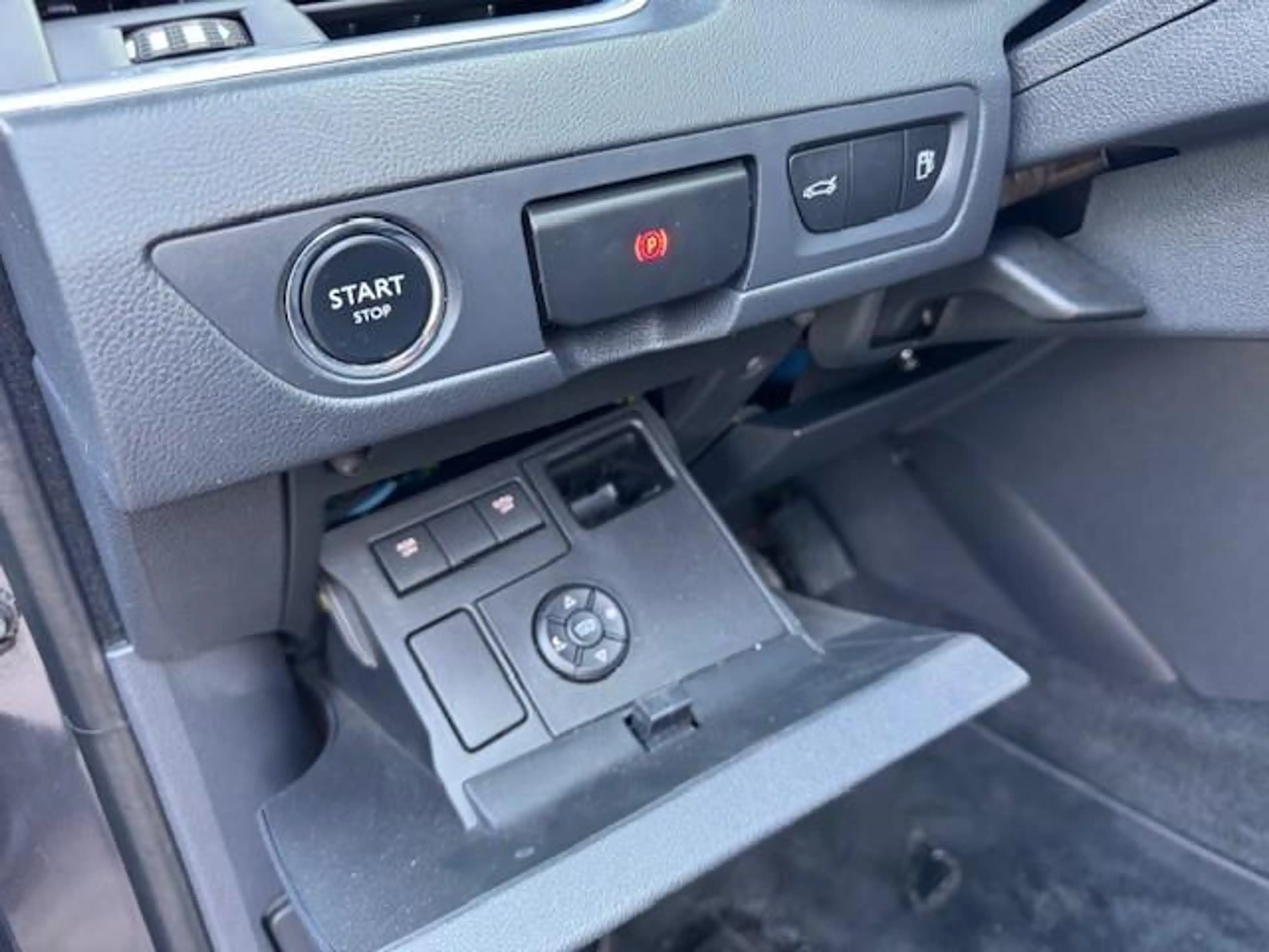 Peugeot 508 SW 2.0 BlueHDI GT-LINE 150PK PANO/HEADUP/XENON/CAM — photo 8