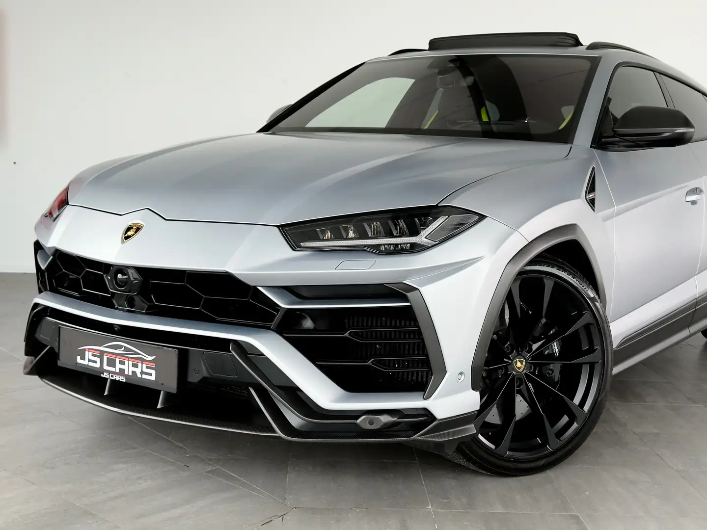 Lamborghini Urus 4.0BiTurboV8-GraphiteCapsule-CarbonPack-Akrapovic- Gris - 2
