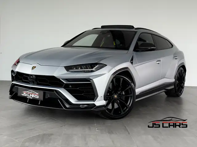 Lamborghini Urus 4.0BiTurboV8-GraphiteCapsule-CarbonPack-Akrapovic-