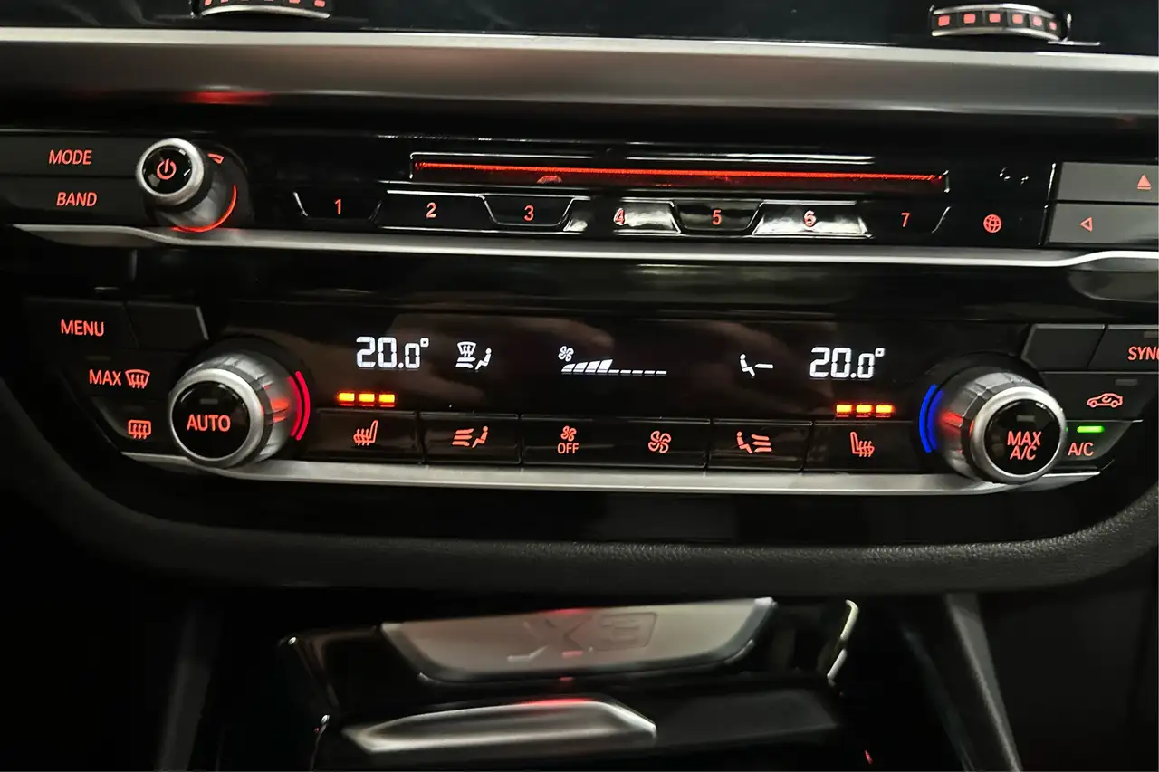 BMW X3 снимка BMW X3