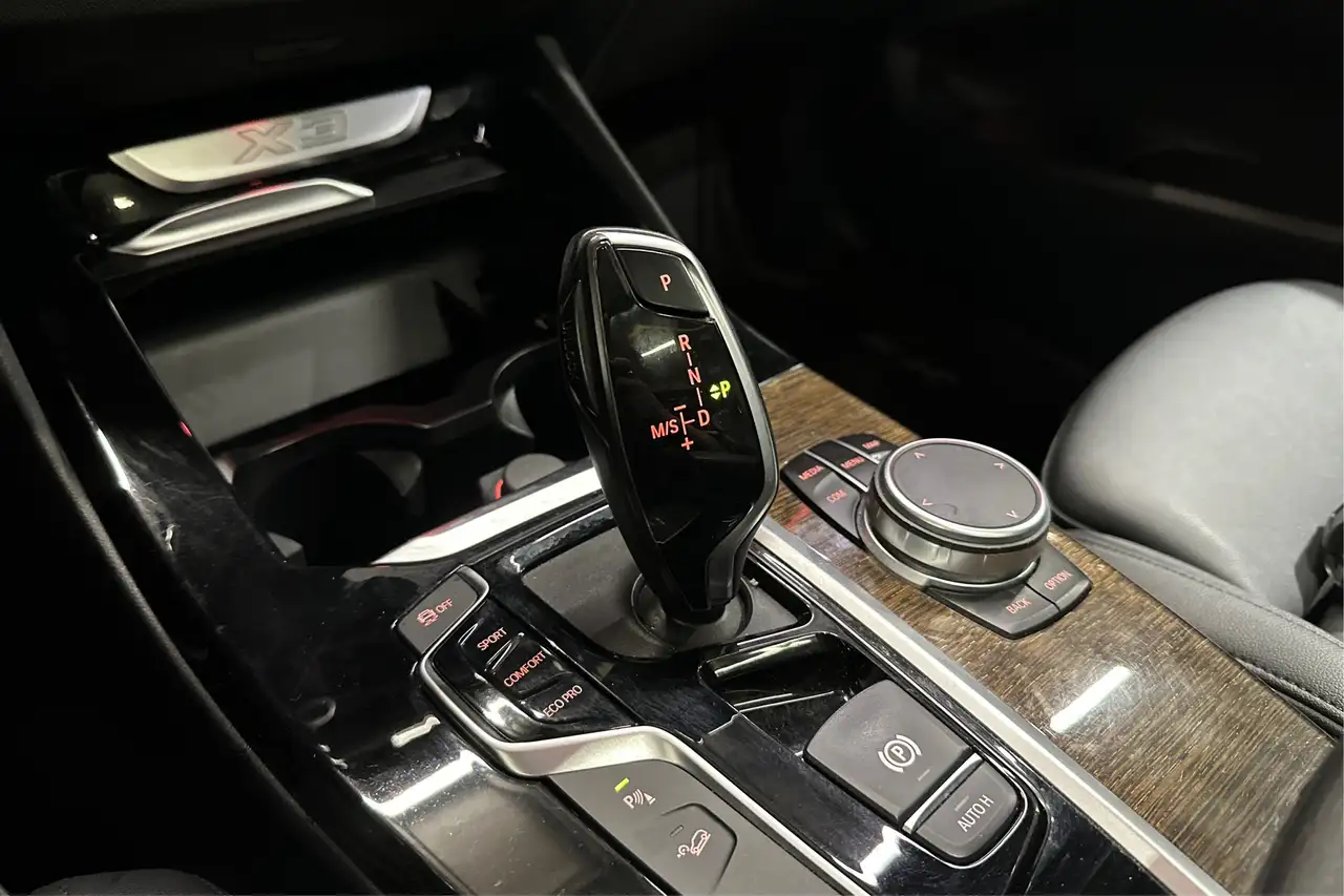 BMW X3 снимка BMW X3