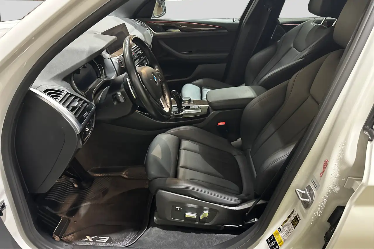 BMW X3 снимка BMW X3