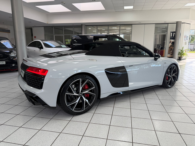 Audi R8 Spyder 5.2 FSI RWD Optik-P schwarz exclusive — photo 7