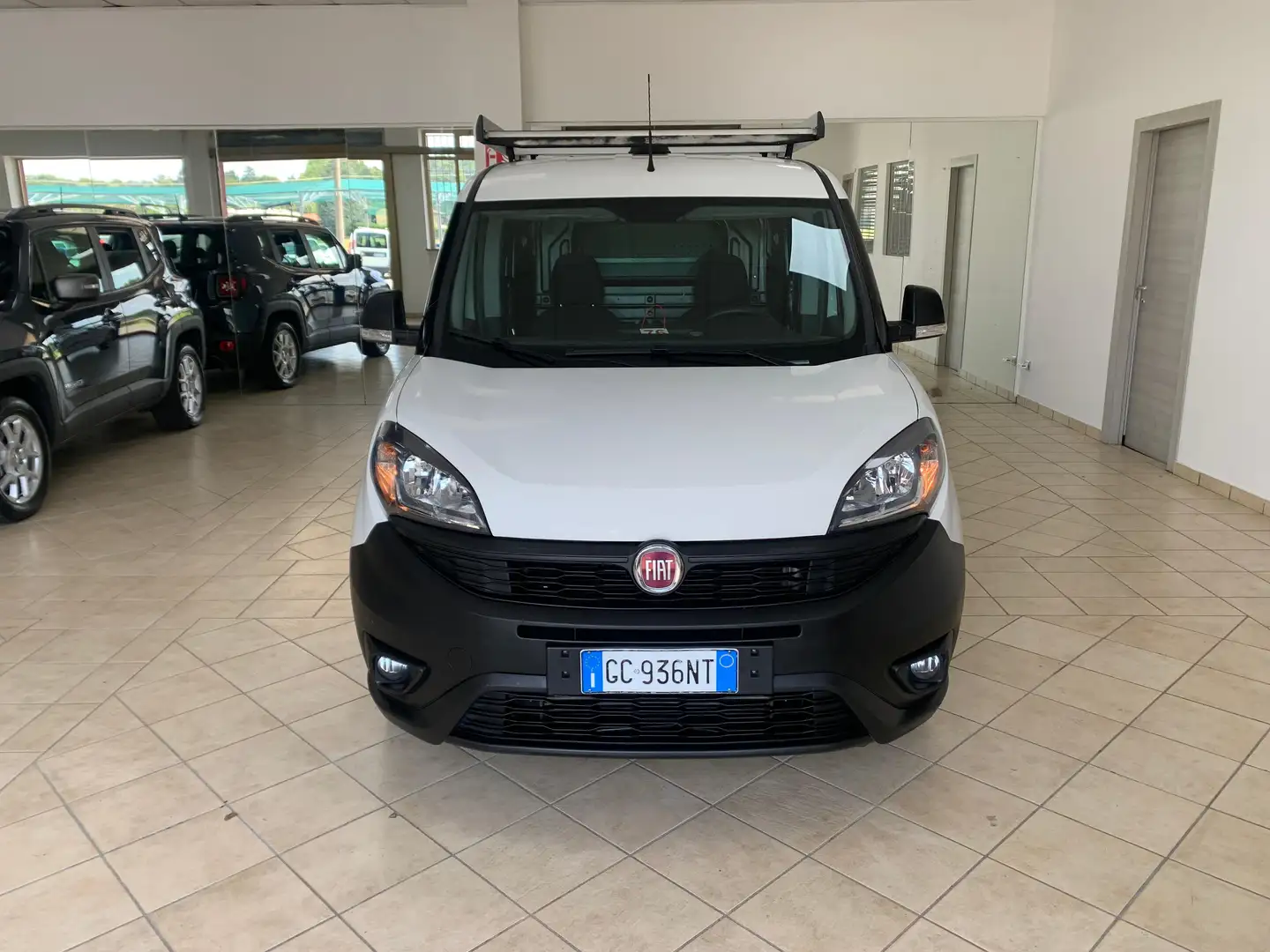 Fiat Doblo Doblo 1.4 tjt16v lounge ATTREZZATO +INVERTER 220 V Bianco - 2