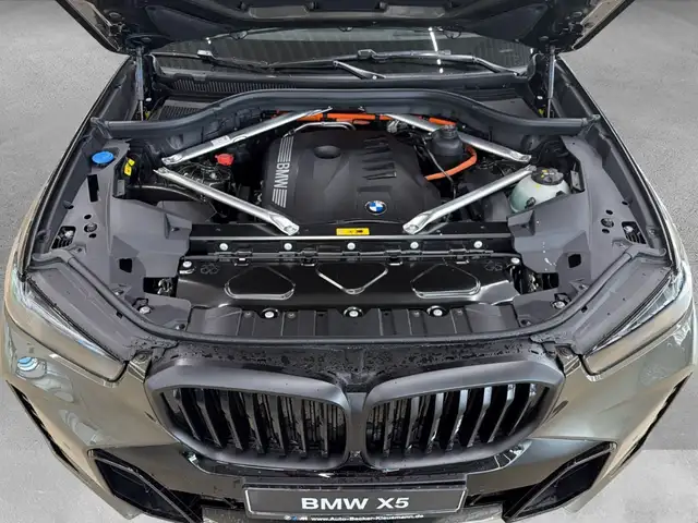 BMW X5 view 14