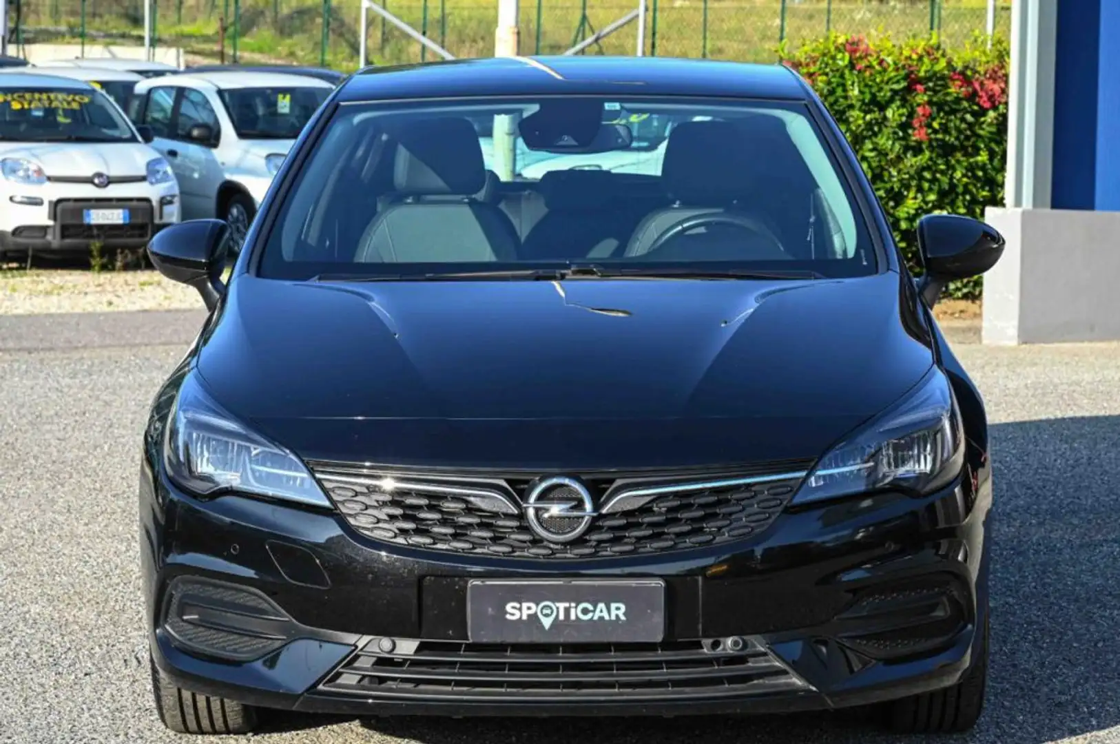 Opel Astra 1.2 Turbo 110 CV S&S 5 porte Business Elegance Schwarz - 2