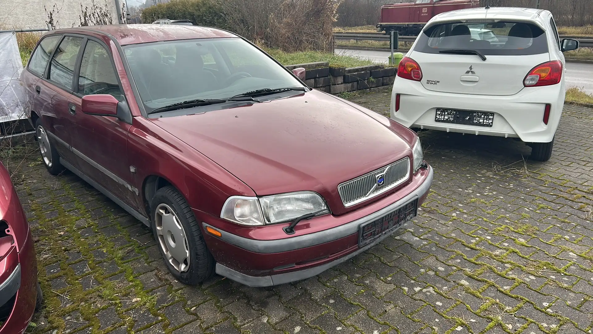 Volvo V40 V40 1.8 Червоний - 2
