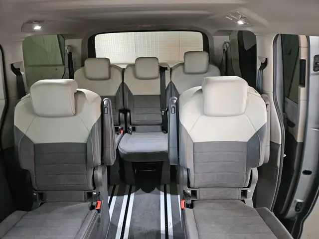 Volkswagen T7 Multivan Edition lang "7Sitze, AHV, Navi, Standheizung" Ansicht 7
