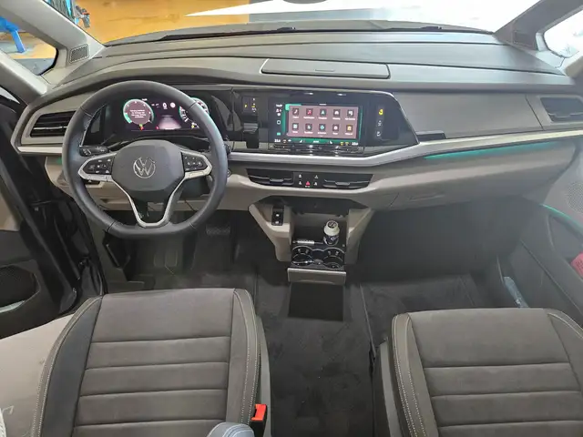 Volkswagen T7 Multivan Edition lang "7Sitze, AHV, Navi, Standheizung" Ansicht 6