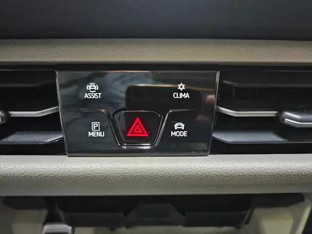 Volkswagen T7 Multivan Edition lang "7Sitze, AHV, Navi, Standheizung" Ansicht 21